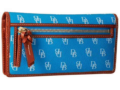 dooney and bourke blue wallet.